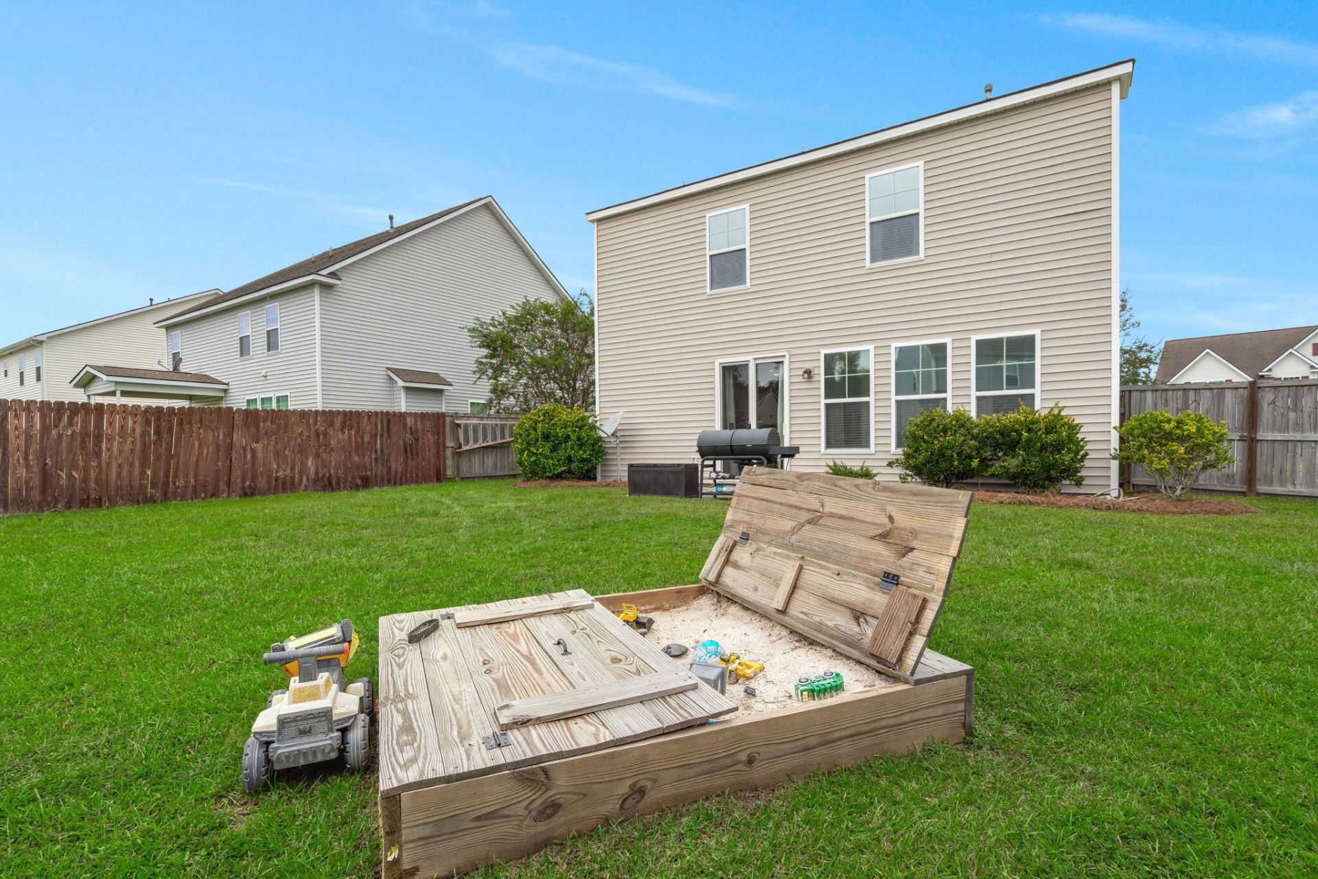 321 Southern Sugar Avenue Photo 32