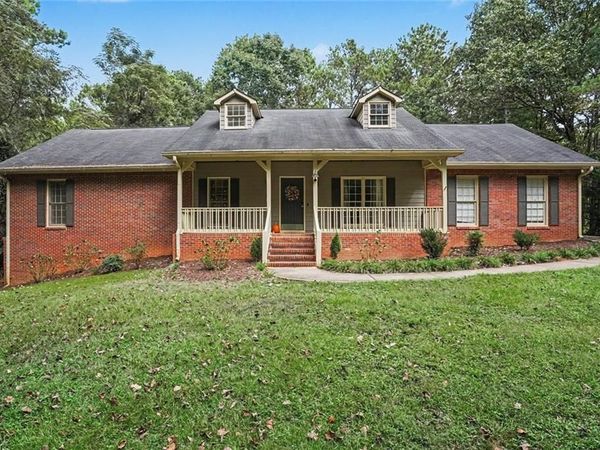 55 Southlake Lane, Mcdonough, GA 30252