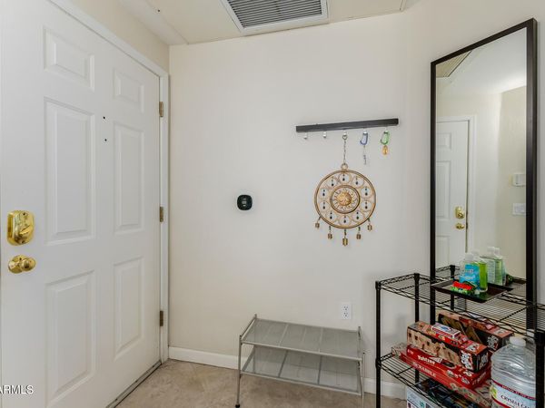 10401 N 52ND Street, Unit 110, Paradise Valley, AZ 85253