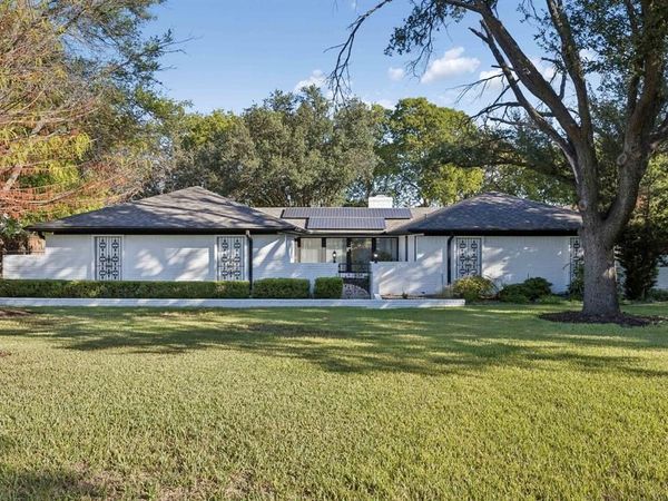 18 Legend Road, Benbrook, TX 76132