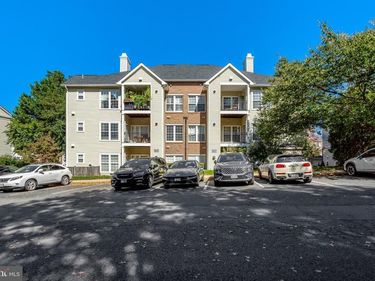 4127 FOUNTAINSIDE LANE, Unit 304, FAIRFAX, VA 22030