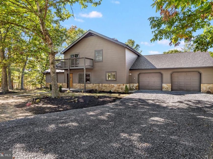 465 Sundown Trl, Great Cacapon, WV 25422 Main Photo