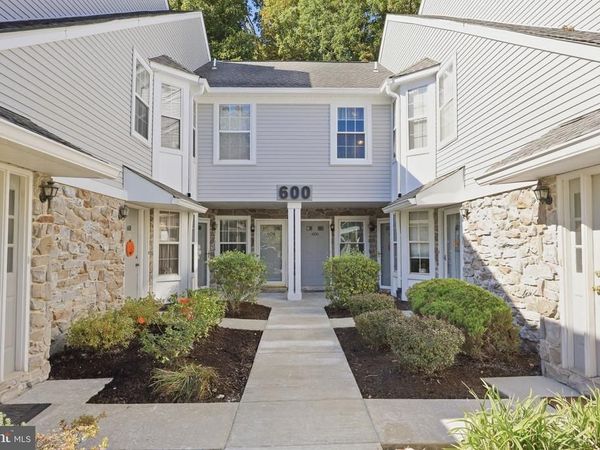 606 MEWS DRIVE, Unit 606, SELLERSVILLE, PA 18960