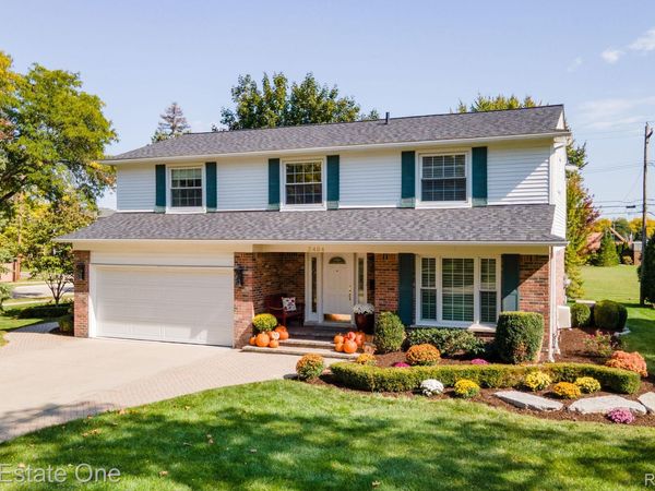 2464 Wexford Drive , Troy, Mi 48084