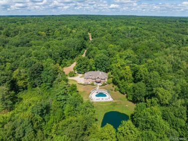 2550 Birch Grove Court, Addison Township, Mi 48370