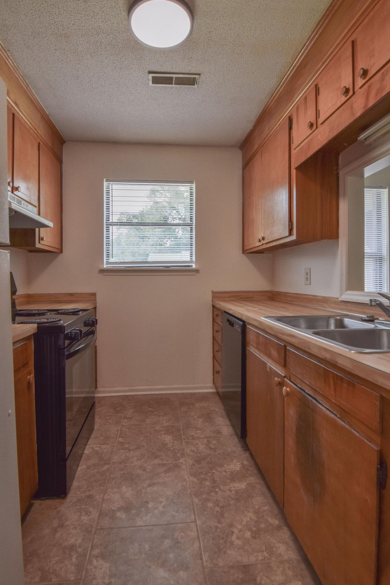 111 Peach Circle Photo 5
