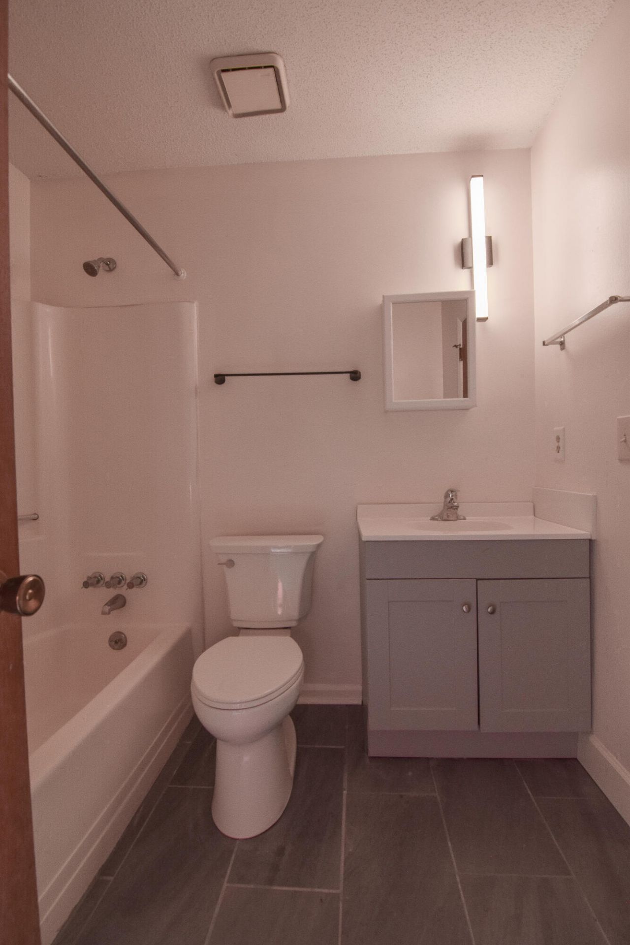 111 Peach Circle Photo 9