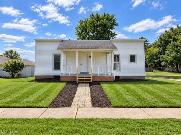 32 Euclid Street , Marshallville, OH 44645