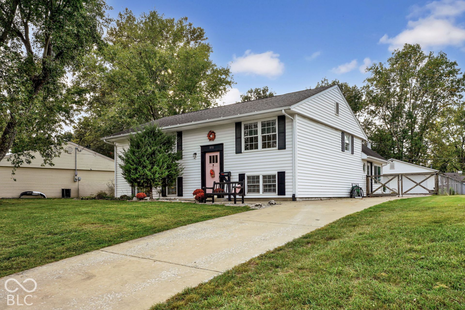 1950 Jolinda Drive, Columbus, IN 47203 Main Photo