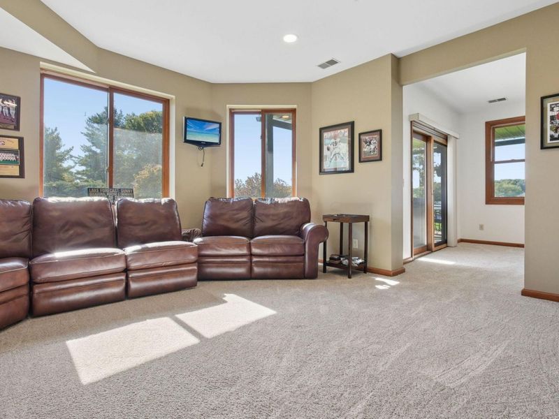1200 E Choctaw Drive , London, OH 43140 Photo 35