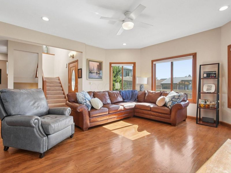 1200 E Choctaw Drive , London, OH 43140 Photo 6
