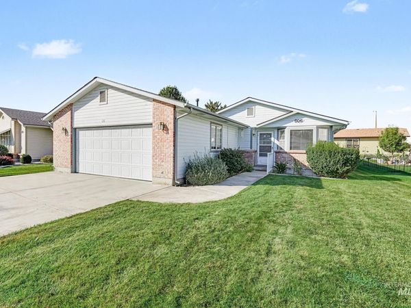 1100 Burnett Dr, Unit E606, Nampa, ID 83651
