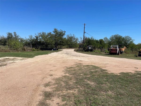 12212 Ballerstedt RD, Elgin, TX 78621