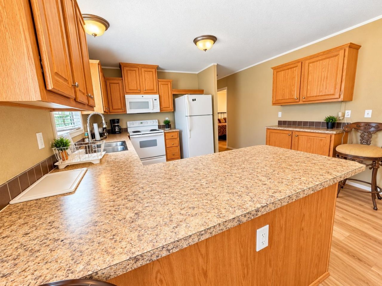 3821 Highway 1008 Photo 10