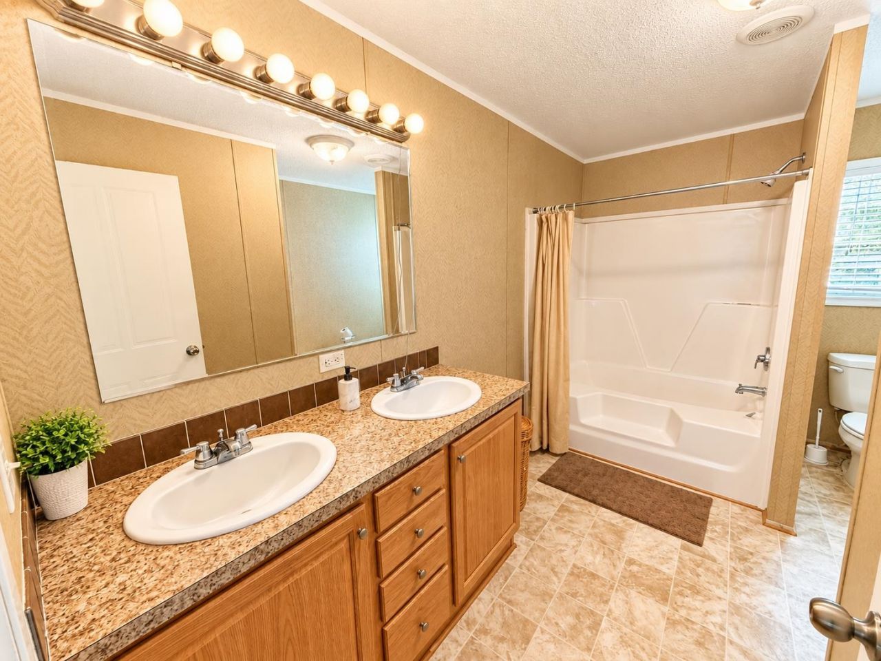 3821 Highway 1008 Photo 14
