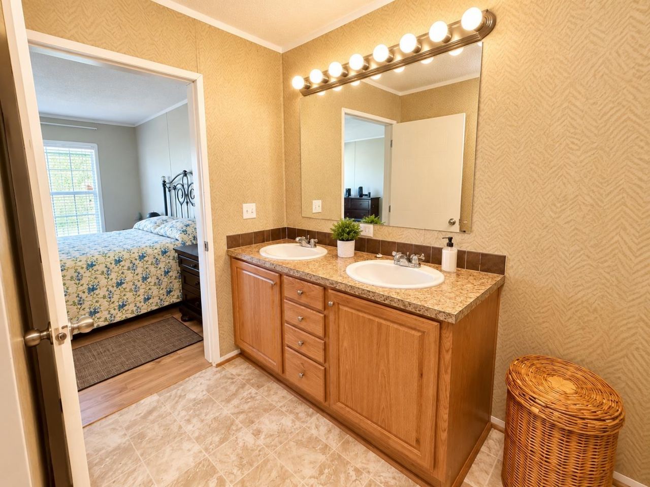 3821 Highway 1008 Photo 15