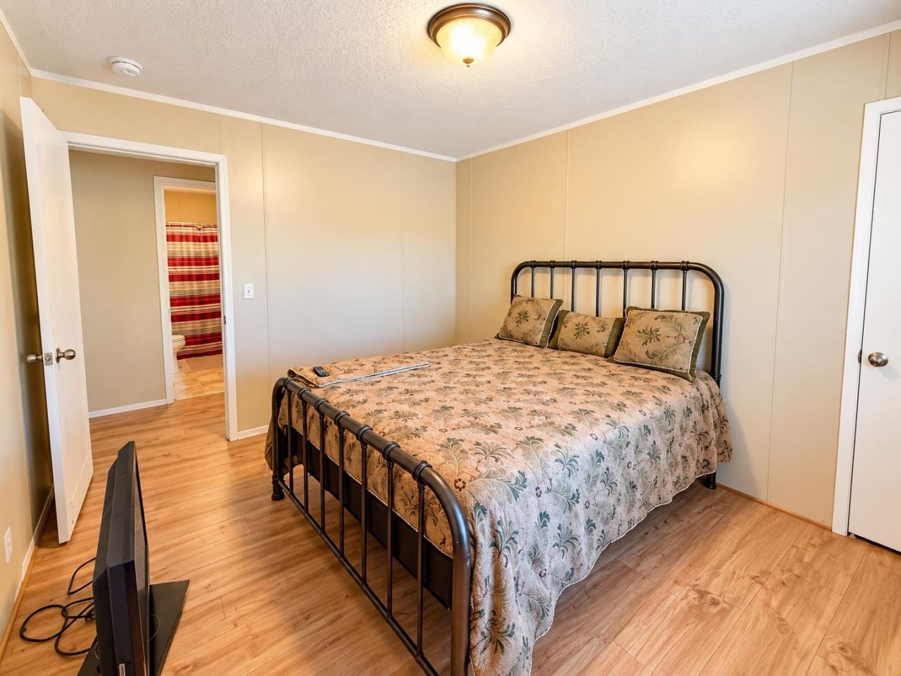 3821 Highway 1008 Photo 19