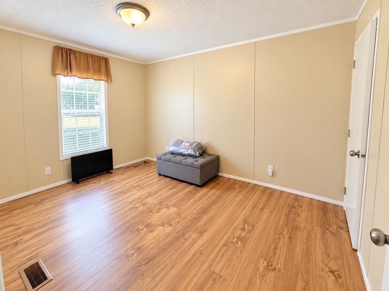 3821 Highway 1008 Photo 22