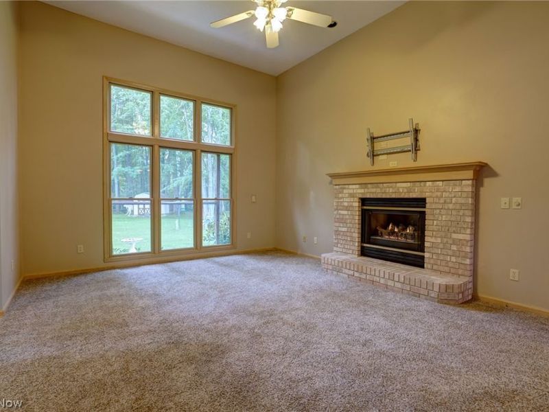 111 Squires Court, South Amherst, OH 44001 Photo 10
