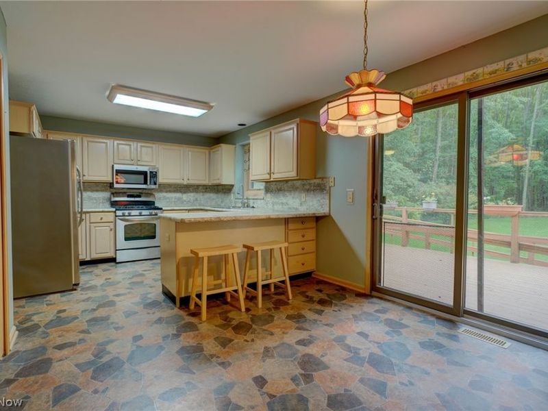111 Squires Court, South Amherst, OH 44001 Photo 18
