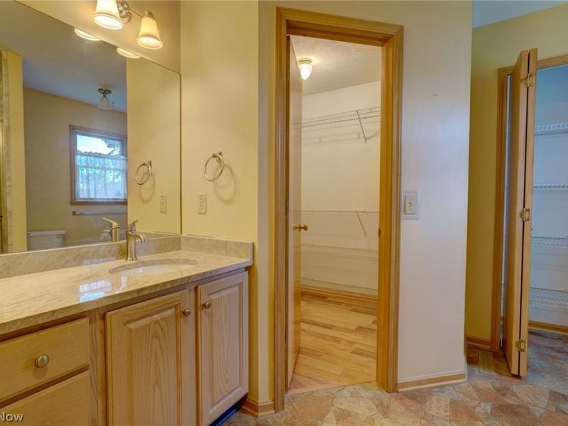 111 Squires Court, South Amherst, OH 44001 Photo 30