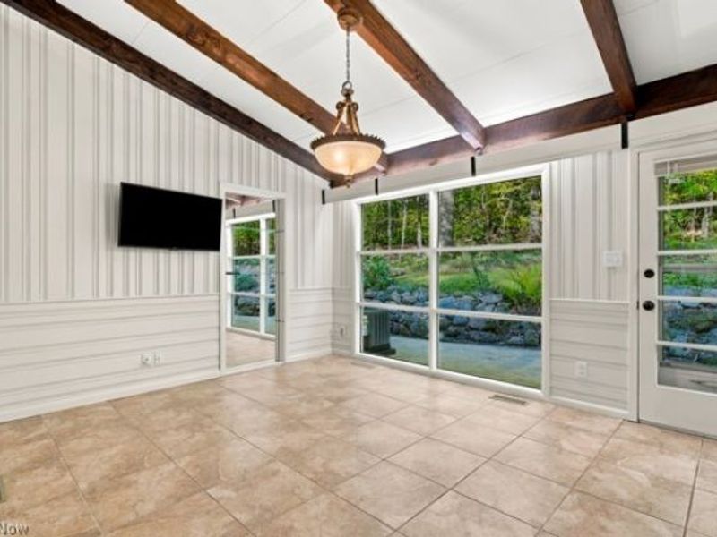 17079 Cats Den Road, Chagrin Falls, OH 44023 Photo 13