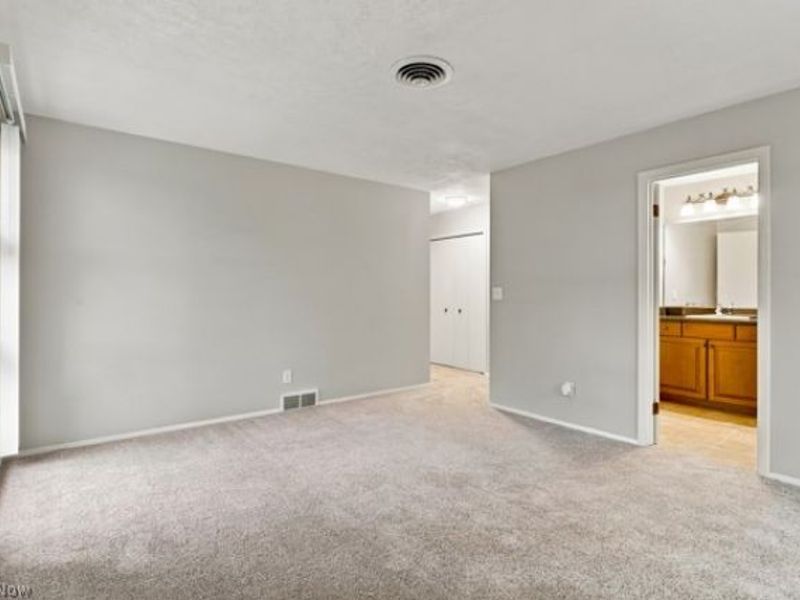 17079 Cats Den Road, Chagrin Falls, OH 44023 Photo 23