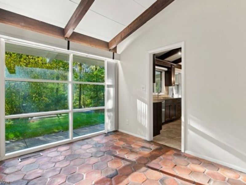 17079 Cats Den Road, Chagrin Falls, OH 44023 Photo 8