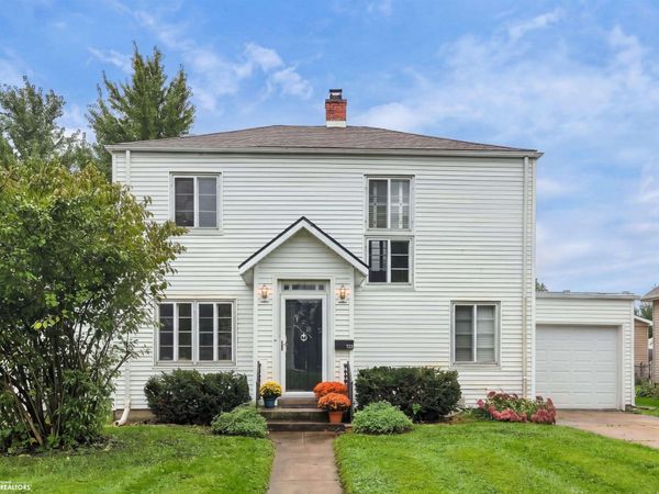 1512 Kalsem Boulevard, Marshalltown, IA 50158