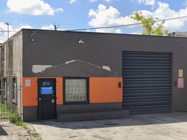 1148 E 26th St , Hialeah, FL 33147