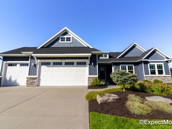 8079 Tramway Drive SW, Byron Center, MI 49315
