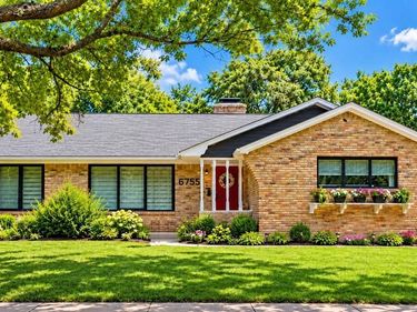 6755 E Mockingbird Lane, Dallas, TX 75214