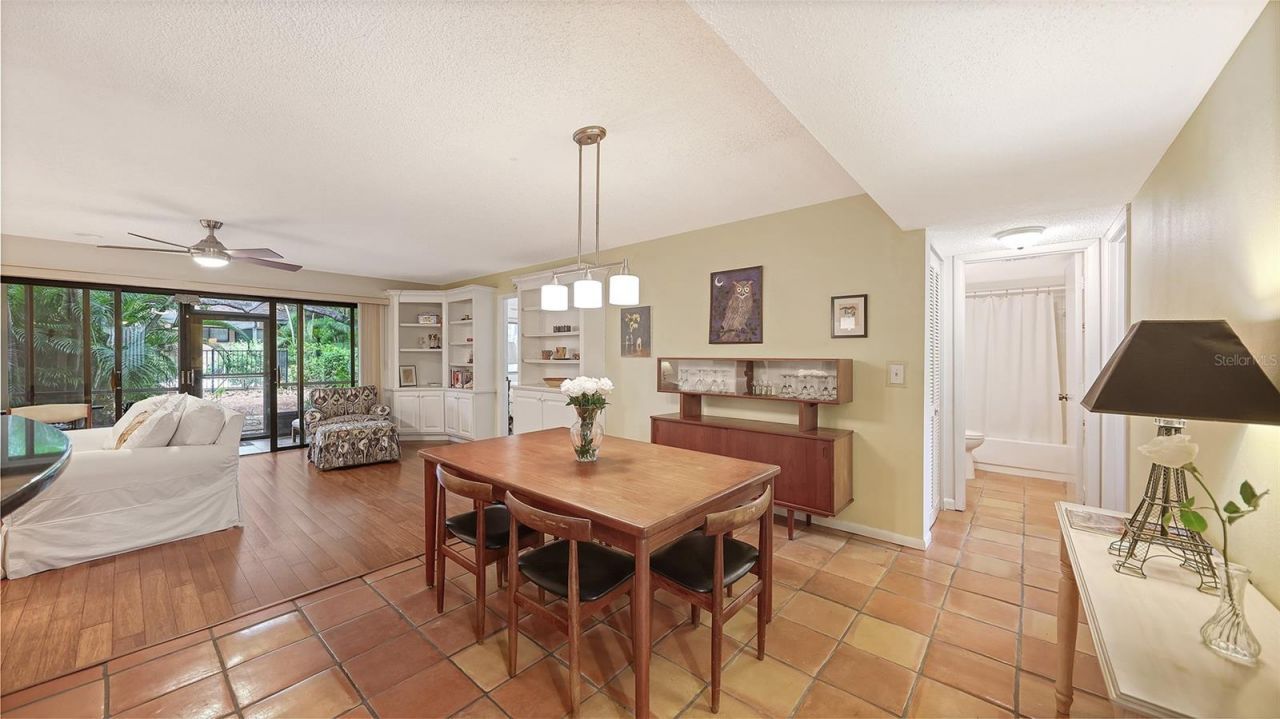 1708 Glenhouse Drive, Unit 314, Sarasota, FL 34231 Photo