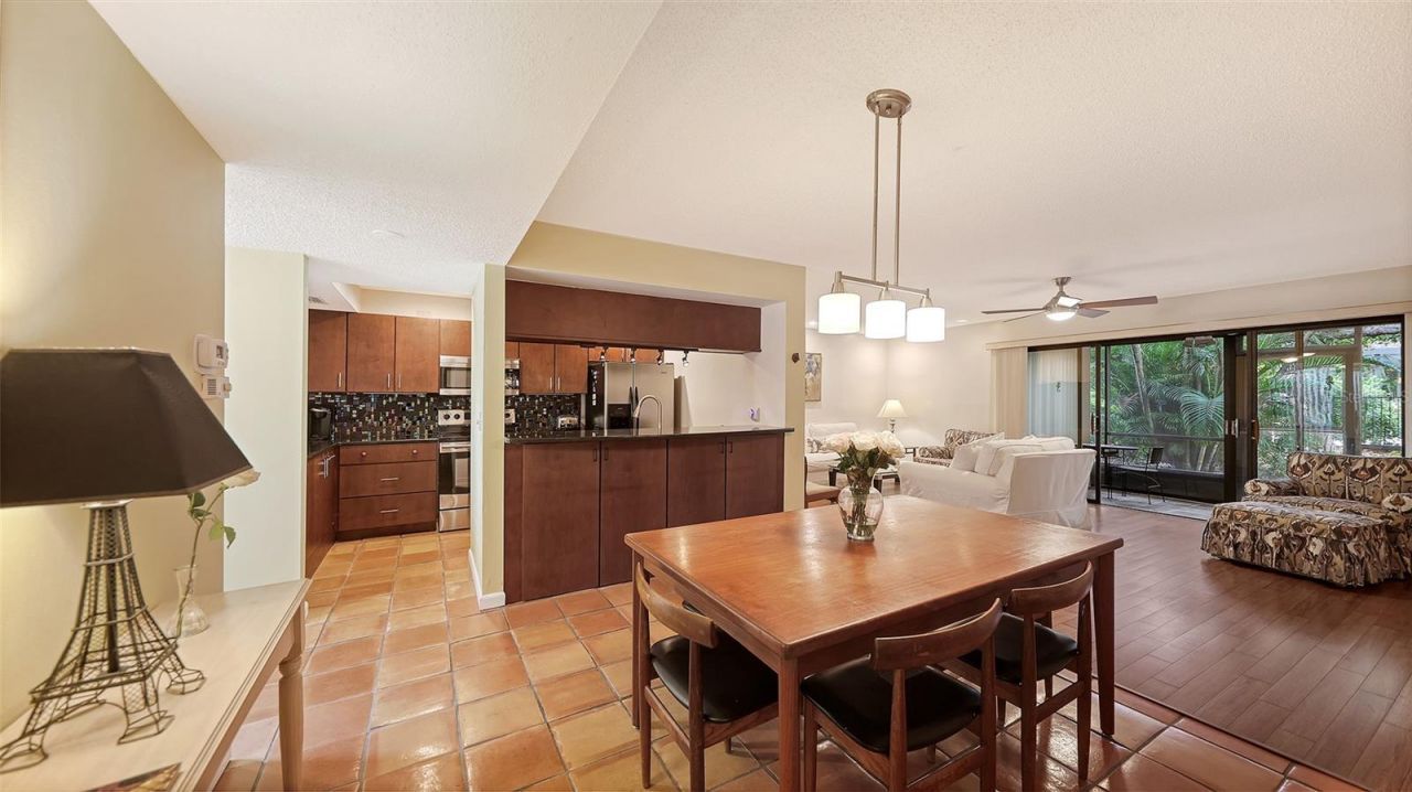 1708 Glenhouse Drive, Unit 314, Sarasota, FL 34231 Photo