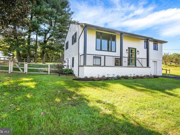 722 WATER EDGE ROAD , LITITZ, PA 17543