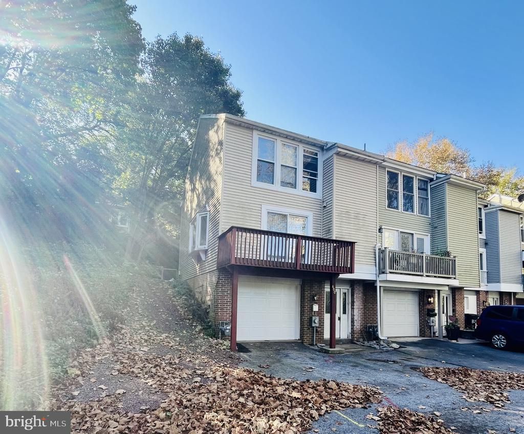 800 Joan Terrace, Reading, PA 19611 Main Photo