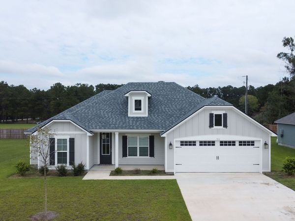 311 McNeal Heritage Circle, Hahira, GA 31632