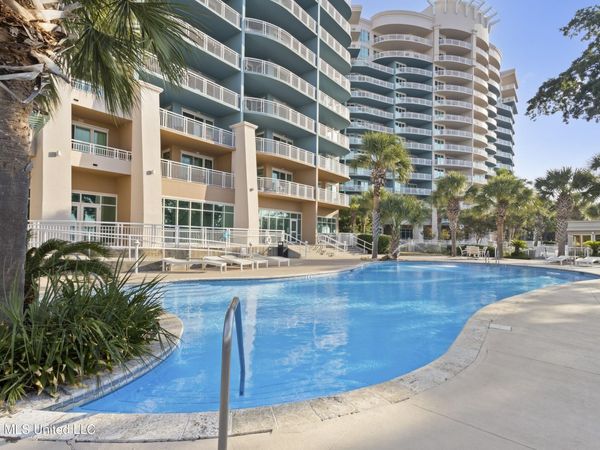 2228 Beach Drive, Gulfport, MS 39507