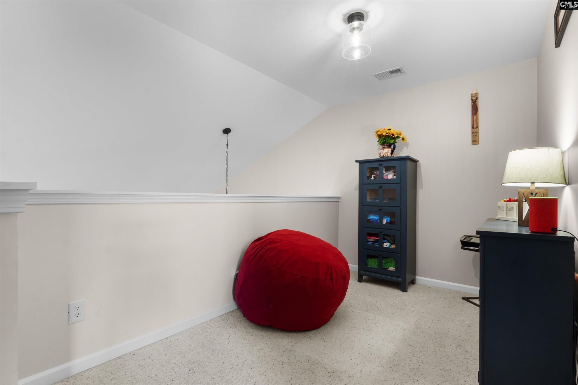 219 Regency Drive Photo 14
