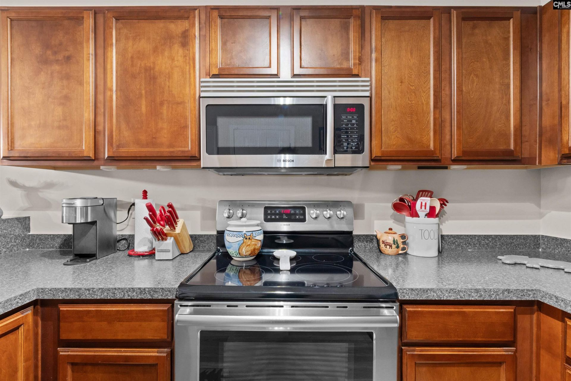 219 Regency Drive Photo 9