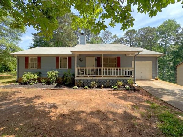 35 Pleasant Valley Road, Mcdonough, GA 30253
