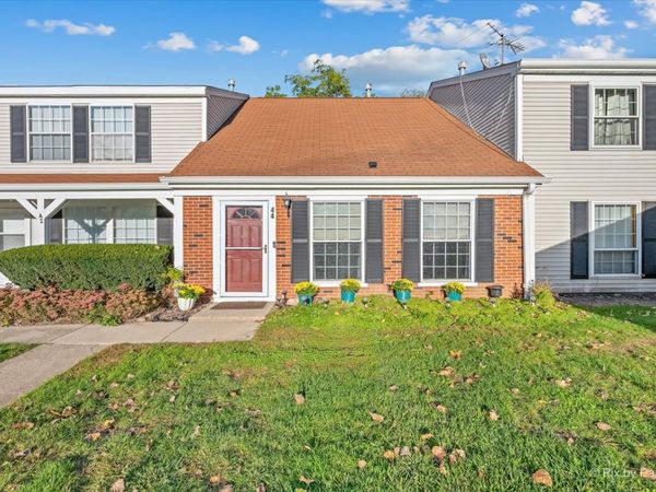 44 Silver Tree Circle , Cary, IL 60013