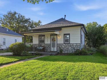 6107 Logan Avenue, Lincoln, NE 68507