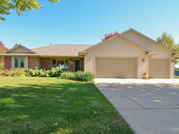 1520 INSPIRATION AVENUE, New Franken, WI 54229