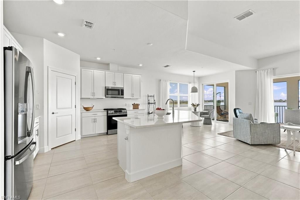 16410 Willowgreen Rd, Unit 1121, Punta Gorda, FL 33982 Photo