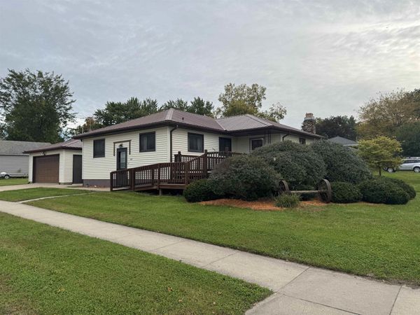 341 S Farrington Street, Denver, IA 50622