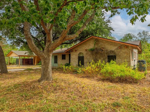 7707 Meadowview LN, Austin, TX 78752