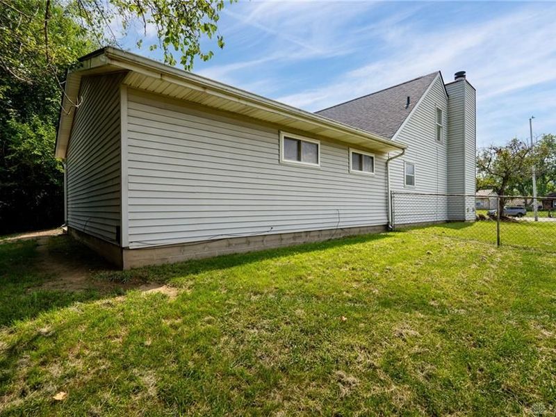 6109 Little Creek Court, Huber Heights, OH 45424 Photo 8