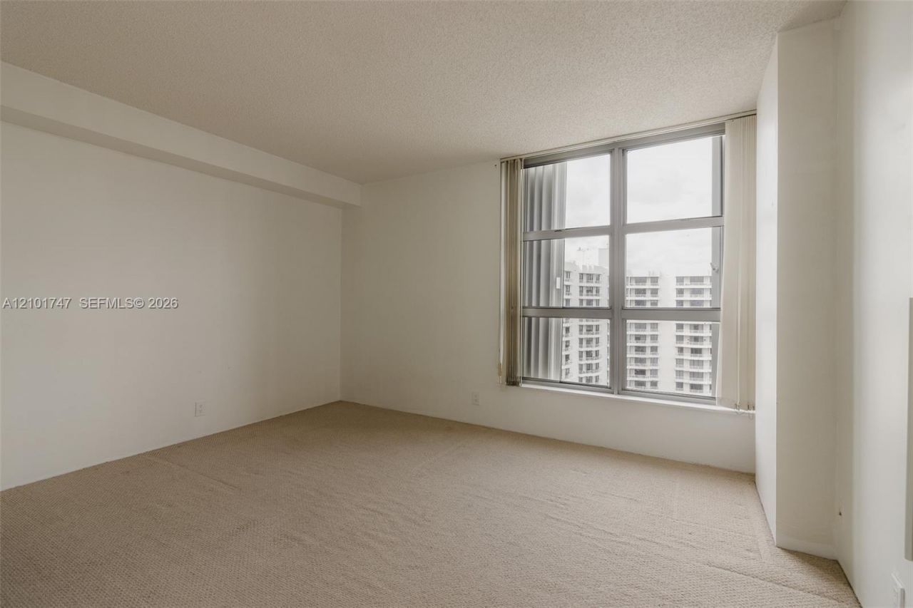 3400 NE 192 St , Unit 1905, Aventura, FL 33180 Photo