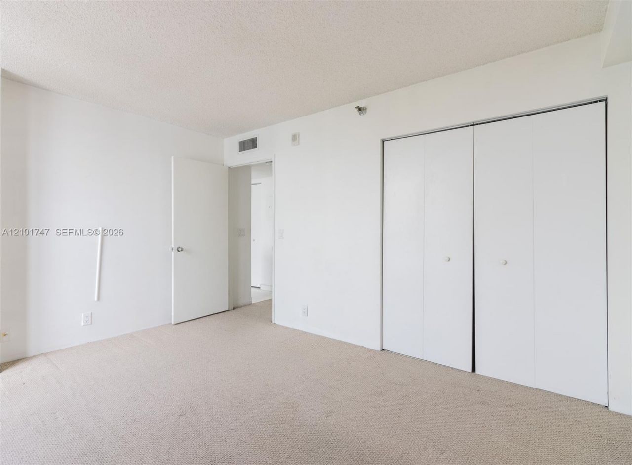 3400 NE 192 St , Unit 1905, Aventura, FL 33180 Photo
